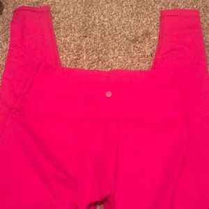 Hot pink lululemon leggings
